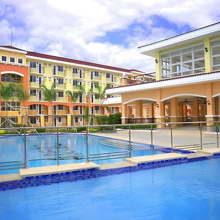Ar02 1Bedroom Condo Unit With Free Pool, Hbo, Netflix & Wifi Davao City Extérieur photo