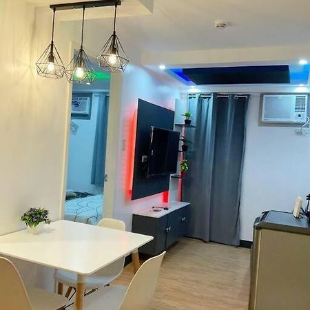 Ar02 1Bedroom Condo Unit With Free Pool, Hbo, Netflix & Wifi Davao City Extérieur photo