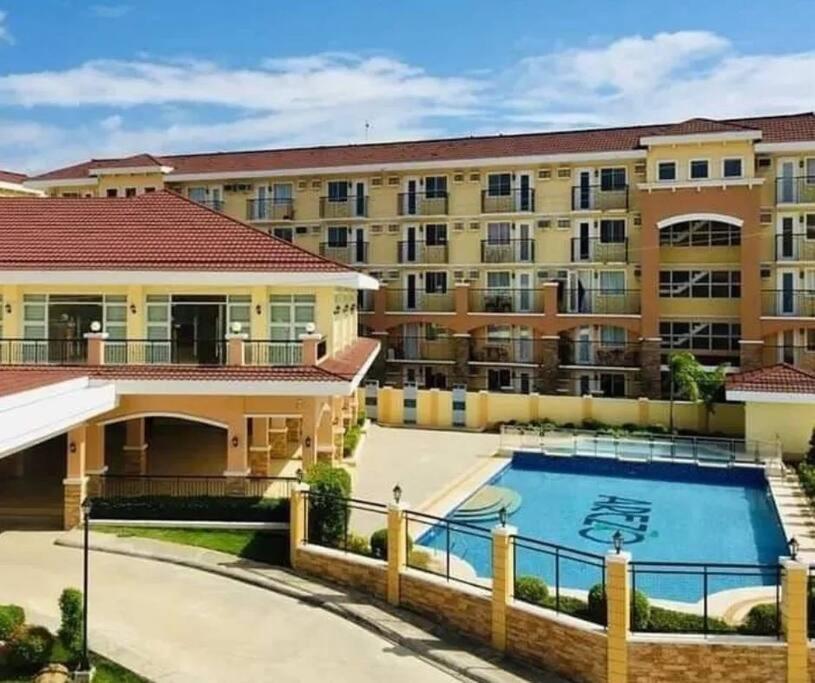Ar02 1Bedroom Condo Unit With Free Pool, Hbo, Netflix & Wifi Davao City Extérieur photo